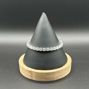 NWT 12.5ct Moissanite Tennis Bracelet - D Color (Colorless) - GRA Certified